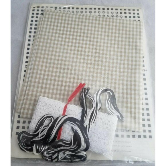 Chicken Stitchin Brown Basket Flower Gingham Lace Edged Pillow Kit 1812 Spectrum - Picture 2 of 2